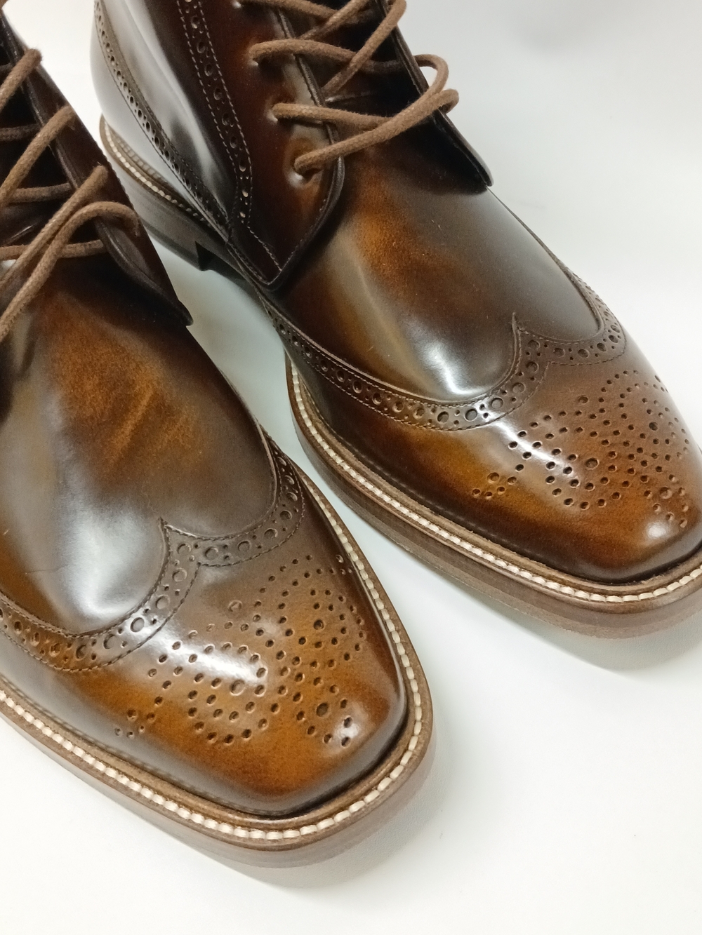 Boga Calfskin Leather Wingtip Brogue Boots Men's 8.5 Oxblood Brown Made in Spain